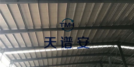 鋼結(jié)構(gòu)雨棚