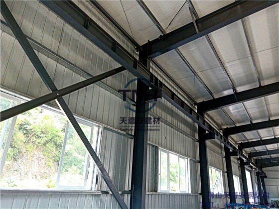 鋼結(jié)構(gòu)